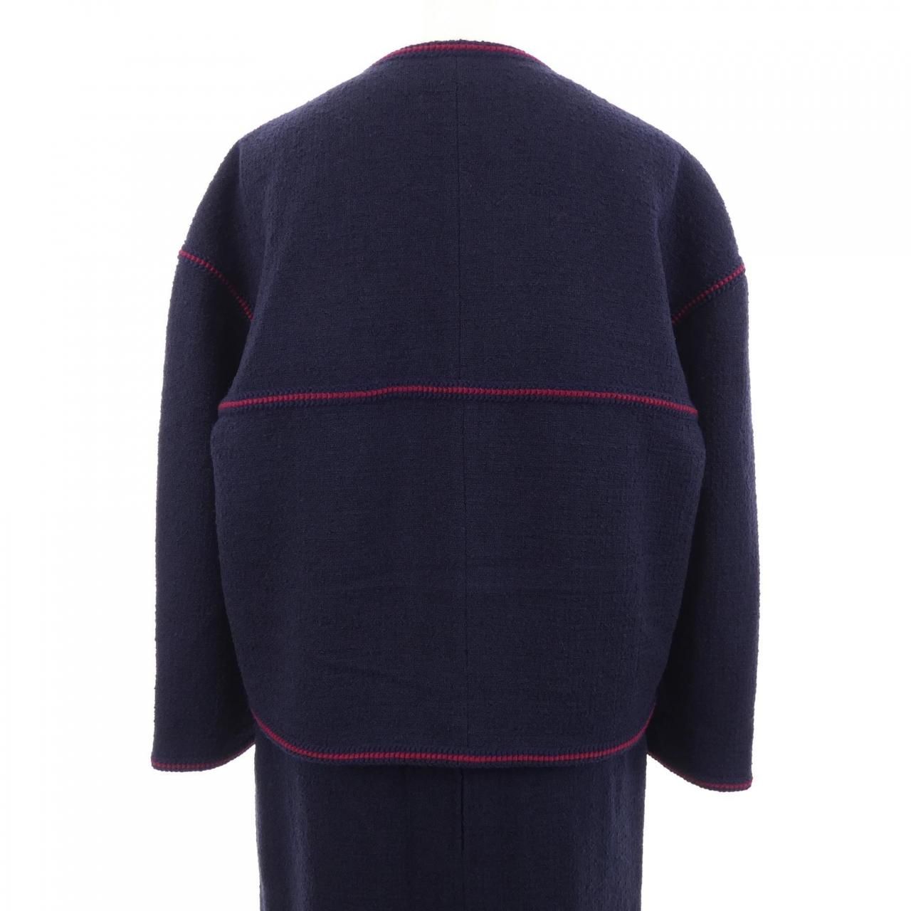 Vintage Chanel 20955 Suit