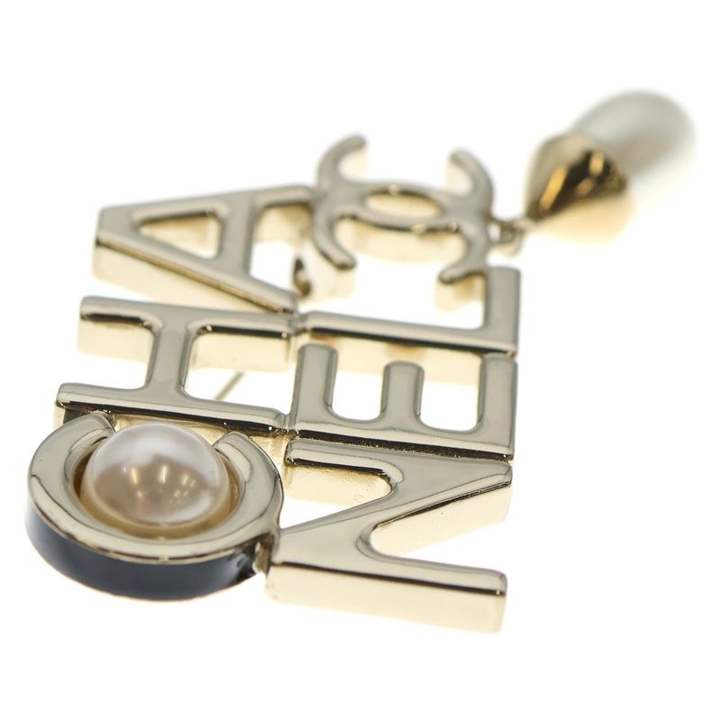 Chanel Logo Brooch Pin Badge Fake Pearl Gold