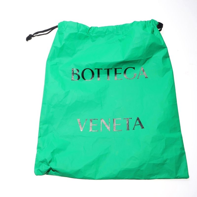 Bottega Veneta Flash Buckle Strap Flat Sandals Ivory