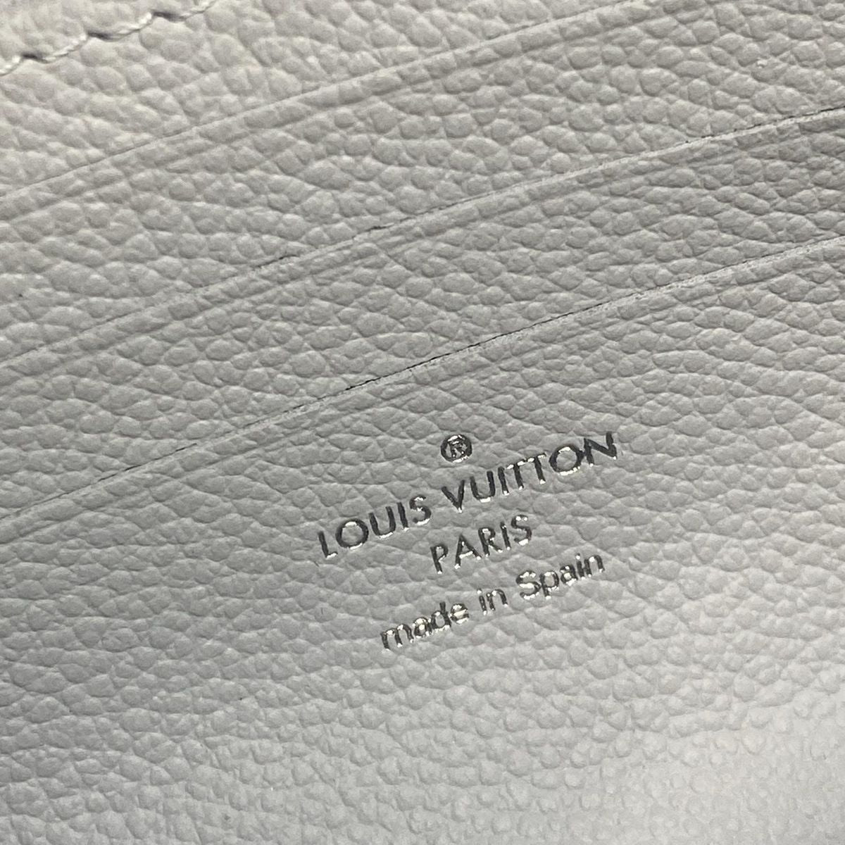 Louis Vuitton Wallet Monogram ・empreinte Excellent Condition Wallet on Chain