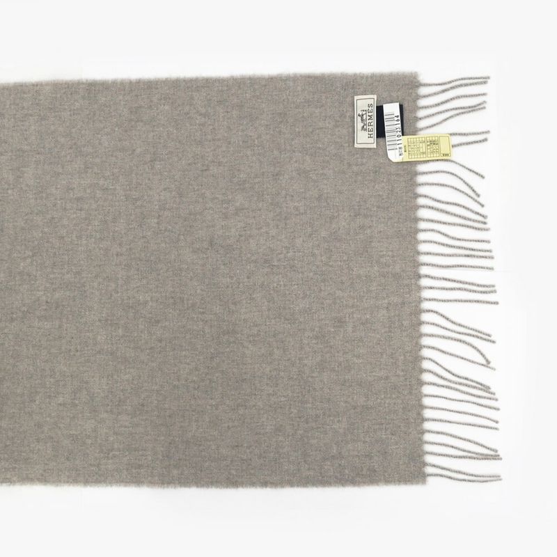 Hermes Muffler - Gallop Pirouette Gray - 100% Cashmere Cleaned Accessori