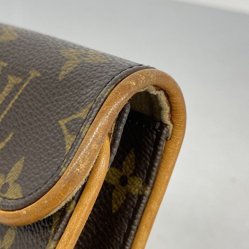 Louis Vuitton Waist Bag Monogram Pochette Florentine M51855 Brown Ladies