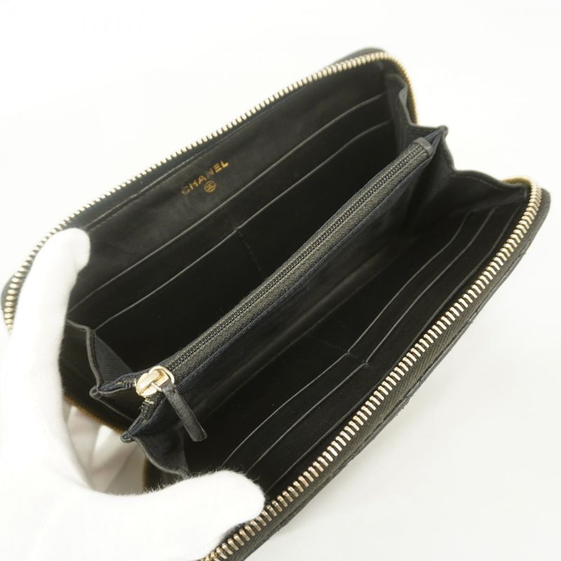 Chanel Long Wallet Matelasse Lambskin Black Chien Pan Gold Hardware Women's