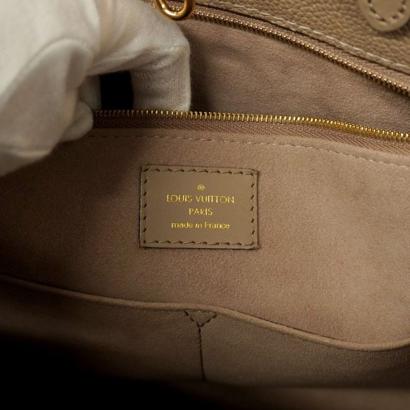Louis Vuitton Tote Bag Monogram ・empreinte on the Go MM M45607 Tourtrail 2way