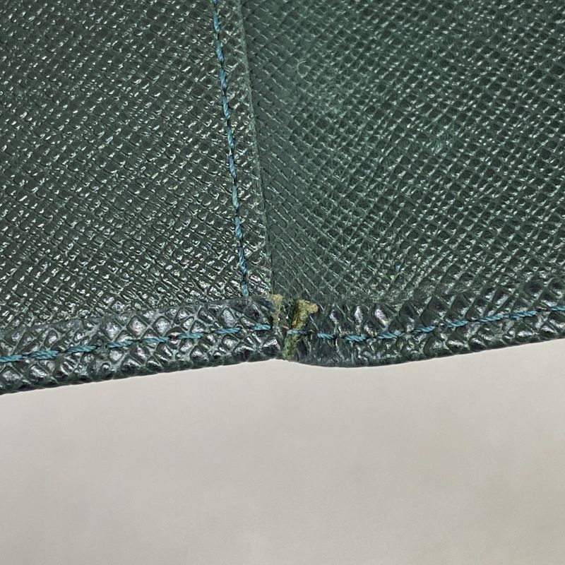 Louis Vuitton Key Case Taiga Multicles 4 M30524 Epi Sea Men's