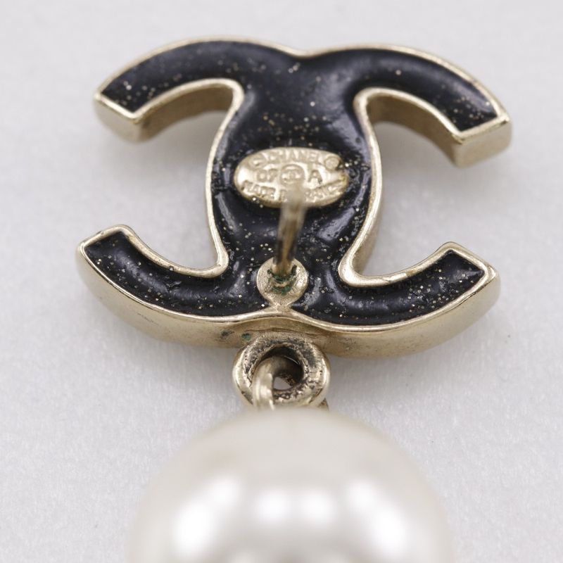 Chanel Coco Mark Gold Plated X Fake Pearl 07a Women's 9.3g Earrings
