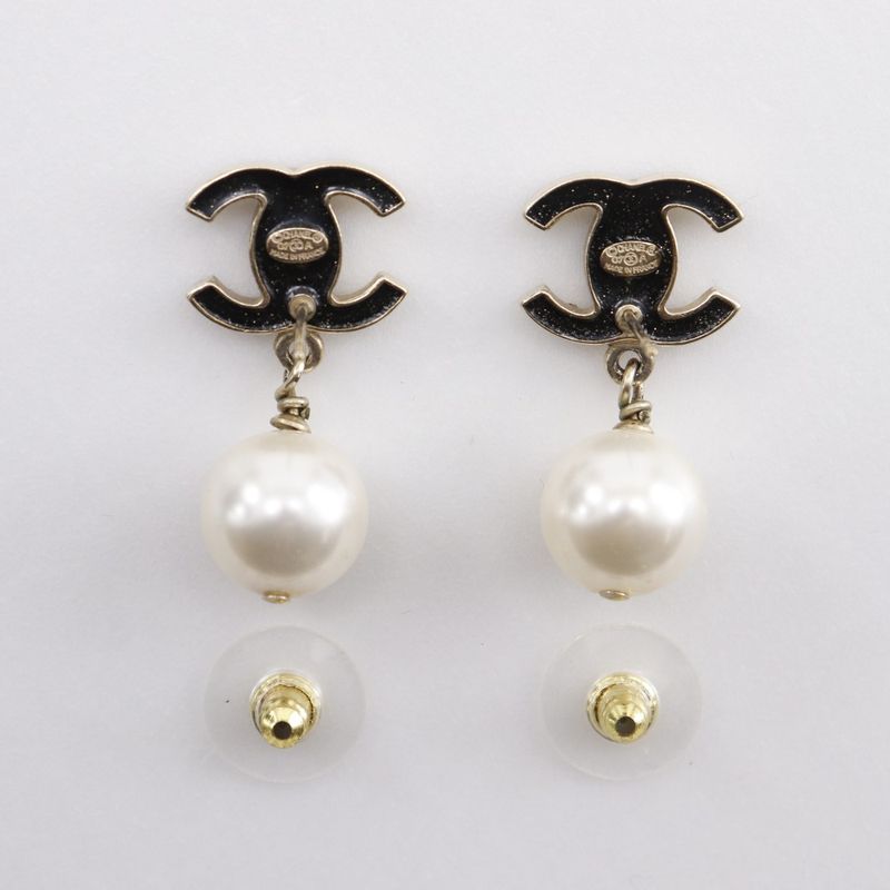 Chanel Coco Mark Gold Plated X Fake Pearl 07a Women's 9.3g Earrings