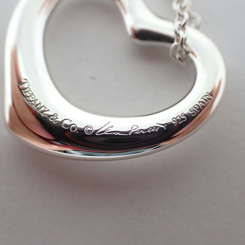 Tiffany & Co 925 Open Heart Pendant Necklace j111-82