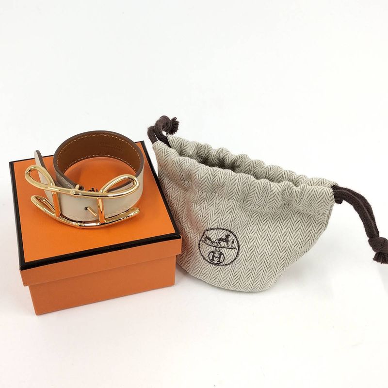 Hermes Leather Bracelet Voltage T2 Swift Gold Plated Nata Ivory B Stamped