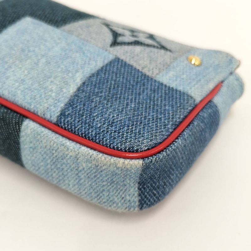 Louis Vuitton Micro Pochette Accessoire M68760