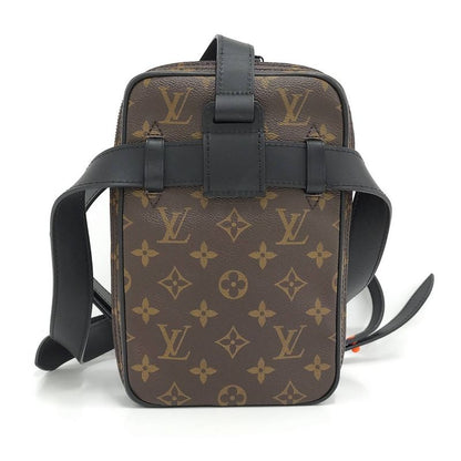 Louis Vuitton Monogram Utility Side Bag M44428