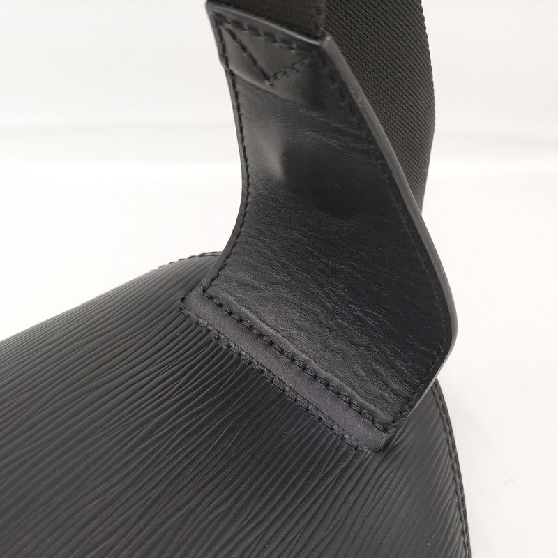 Louis Vuitton Bum Bag Body Bag LV Circle Epi Leather Noir Black M55131