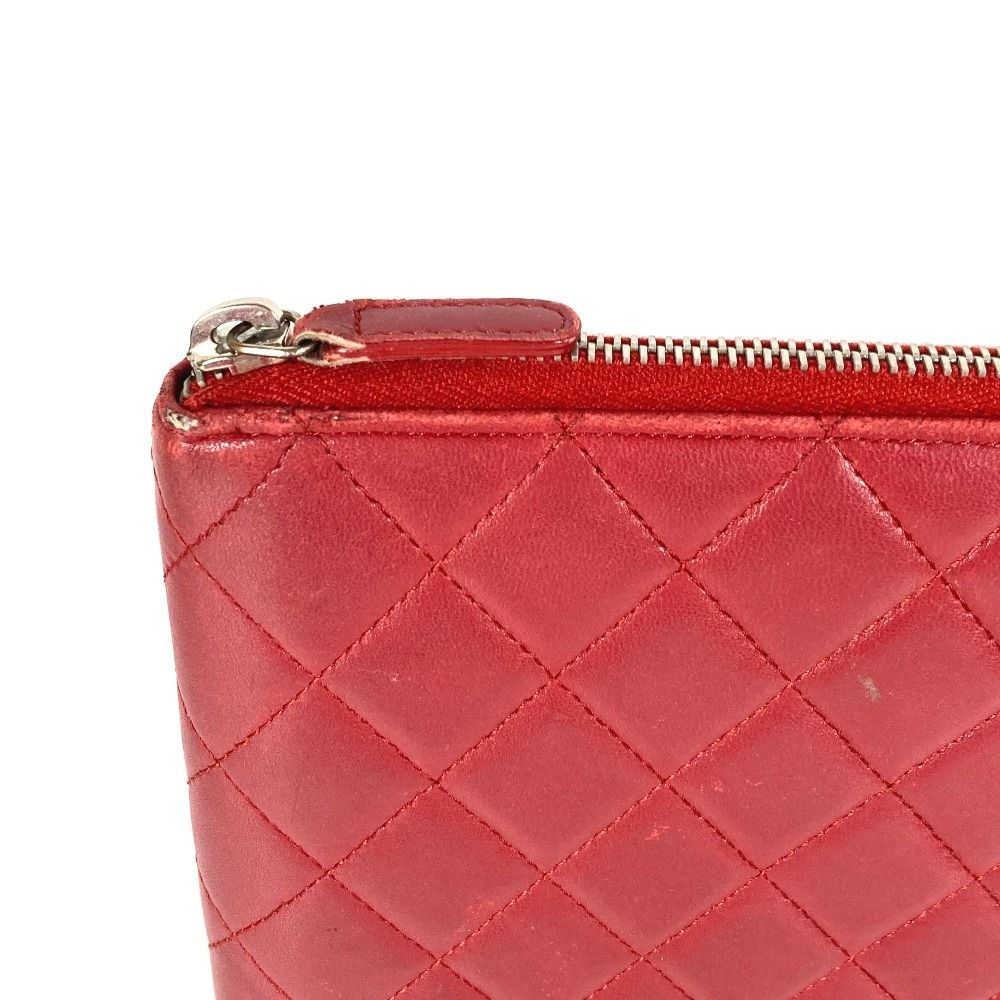 Chanel Chanel Ipad Case CC Logo Quilted Lambskin Red