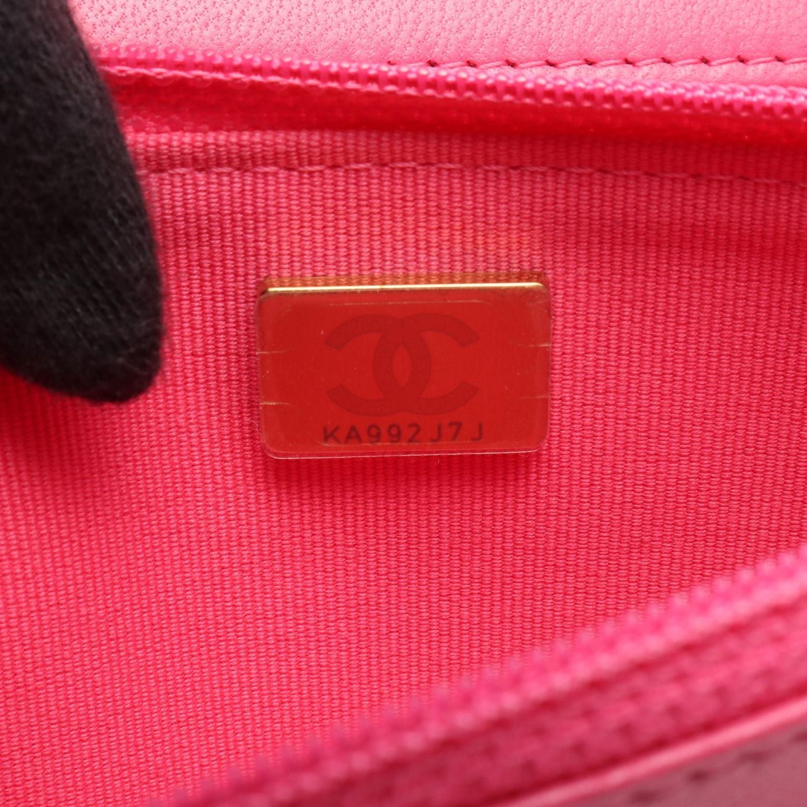 Chanel Shoulder Bag 19 Dizneuf Pink Leather Chanel19 Matelasse Chain Wallet
