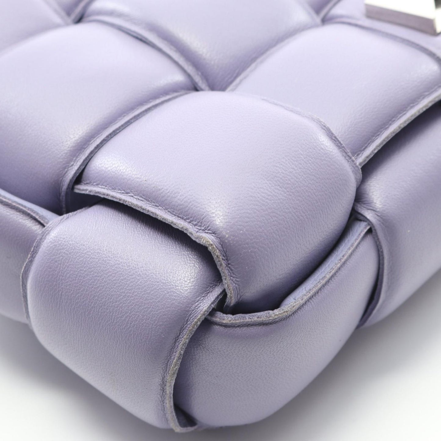 Bottega Veneta Bottega Veneta Shoulder Bag Padded Cassette Intrecciato Lavender