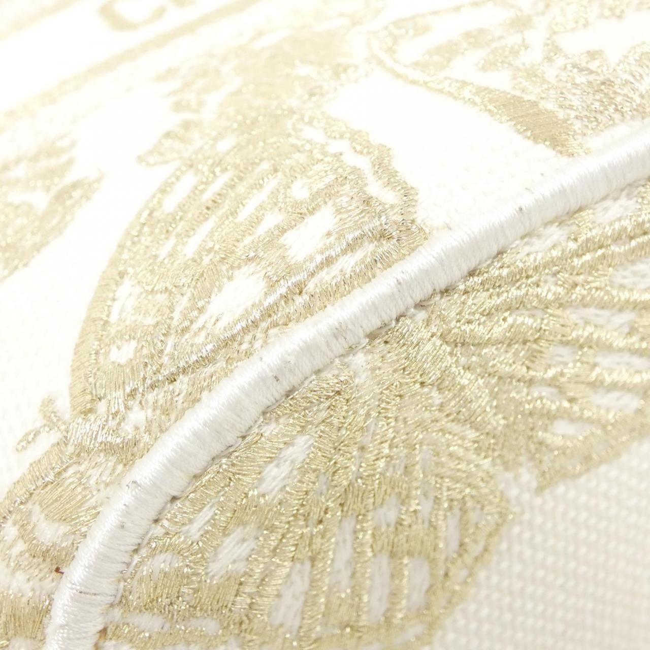 Christian Dior Gradient Butterfly Pannier Chapeau M1328cech Bag