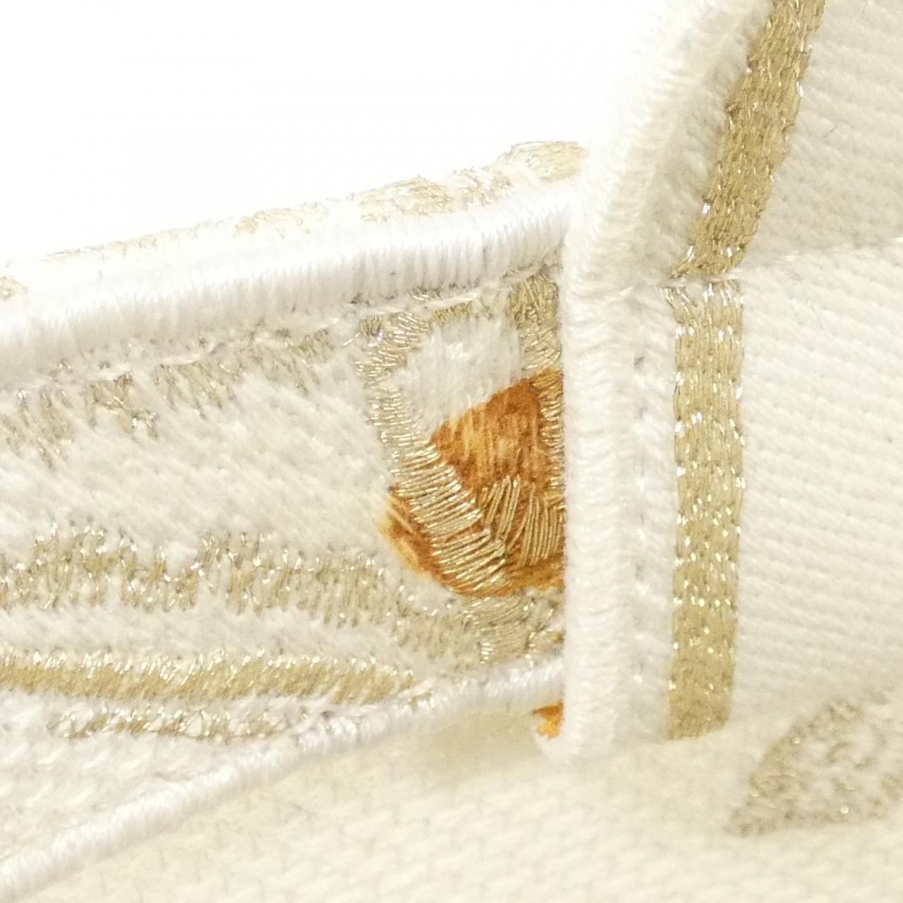 Christian Dior Gradient Butterfly Pannier Chapeau M1328cech Bag