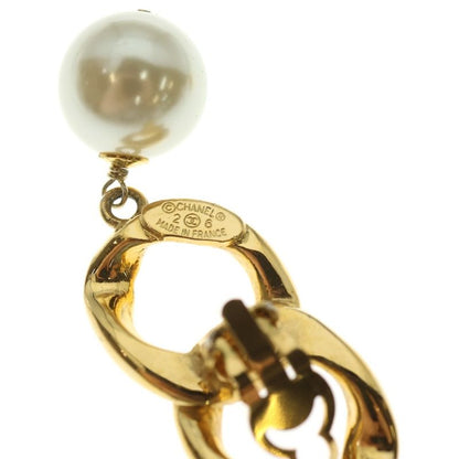 Chanel Fake Pearl Earring Gold White GP