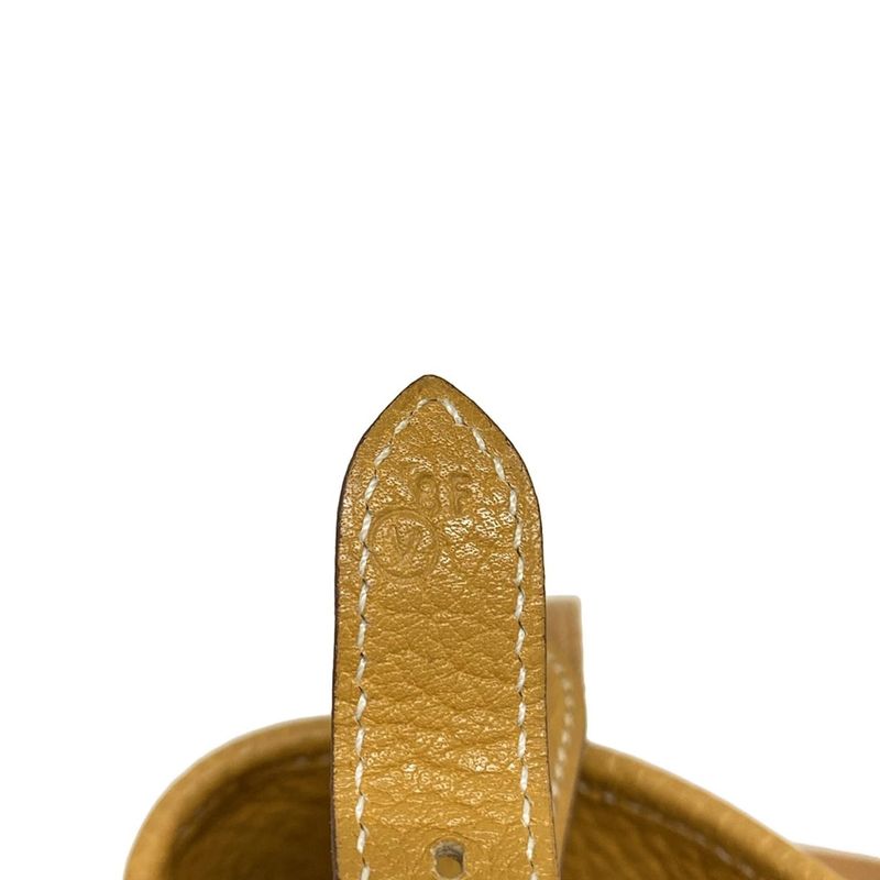 Hermes Shoulder Bag - Beige Gold Hardware Toggle Bamboo