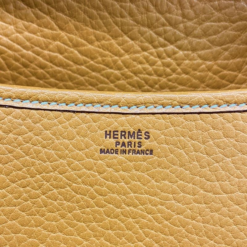 Hermes Shoulder Bag - Beige Gold Hardware Toggle Bamboo