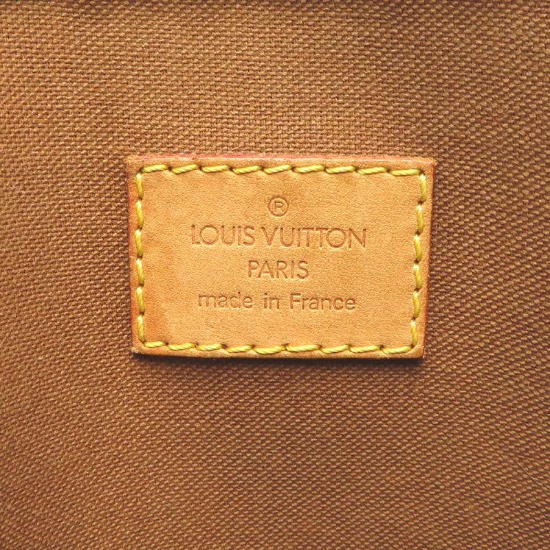Louis Vuitton Shoulder Bag