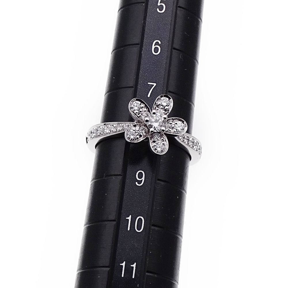 Van Cleef & Arpels Ring Women'S Brand Ring 750wg Diamond Socrates 1 Flower