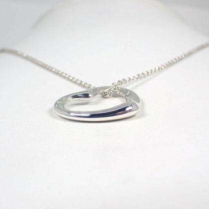 Tiffany & Co 925 Open Heart Pendant Necklace j113-3