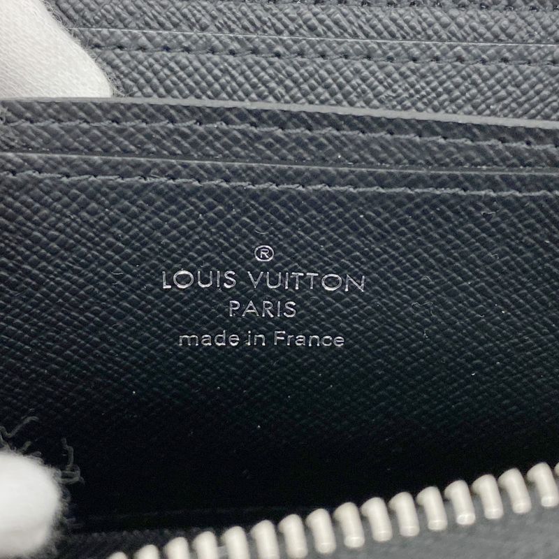 Louis Vuitton Coin Case Taiga Zippy Coin Purse M30511 Ardoise Men's