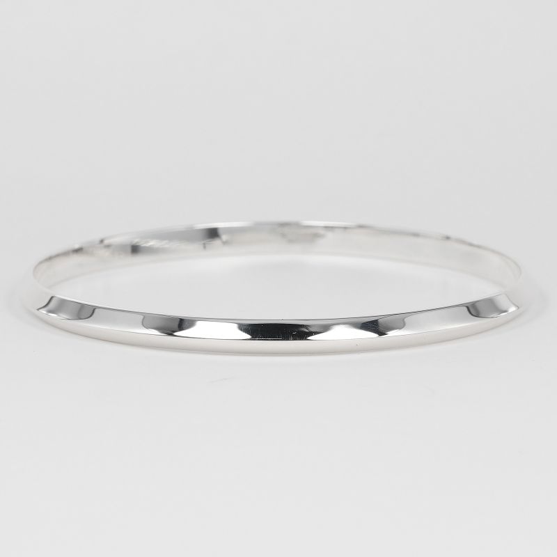 Tiffany & Co Knife Edge Inner Circumference Approx 24cm (9.45in)