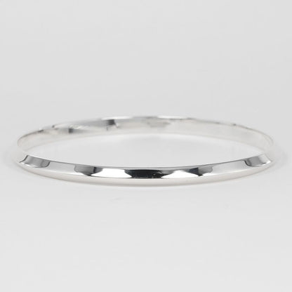 Tiffany & Co Knife Edge Inner Circumference Approx 24cm (9.45in)