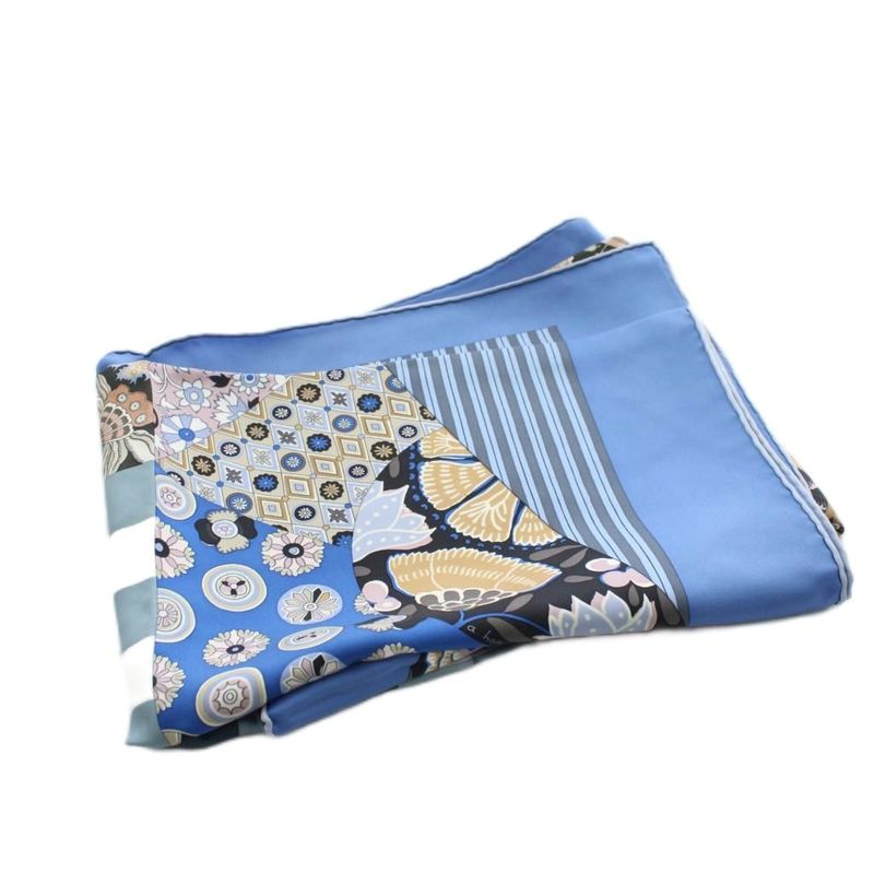 Hermes Carre 90 L'art du Sarasa Sarah Art Scarf All Over Pattern Silk Blue An22