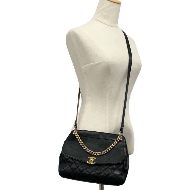 Chanel Bag Shoulder Leather Black Gold Quilted Turn Lock Double