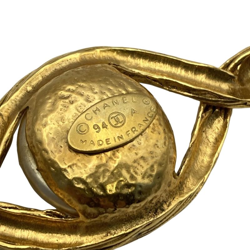 Chanel Brooch - Gold X Ivory