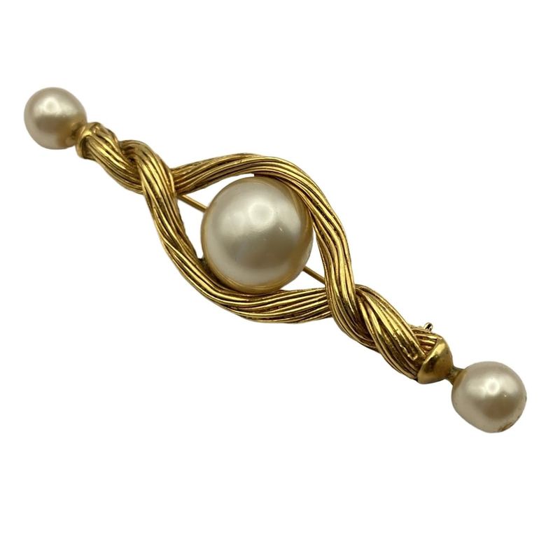 Chanel Brooch - Gold X Ivory