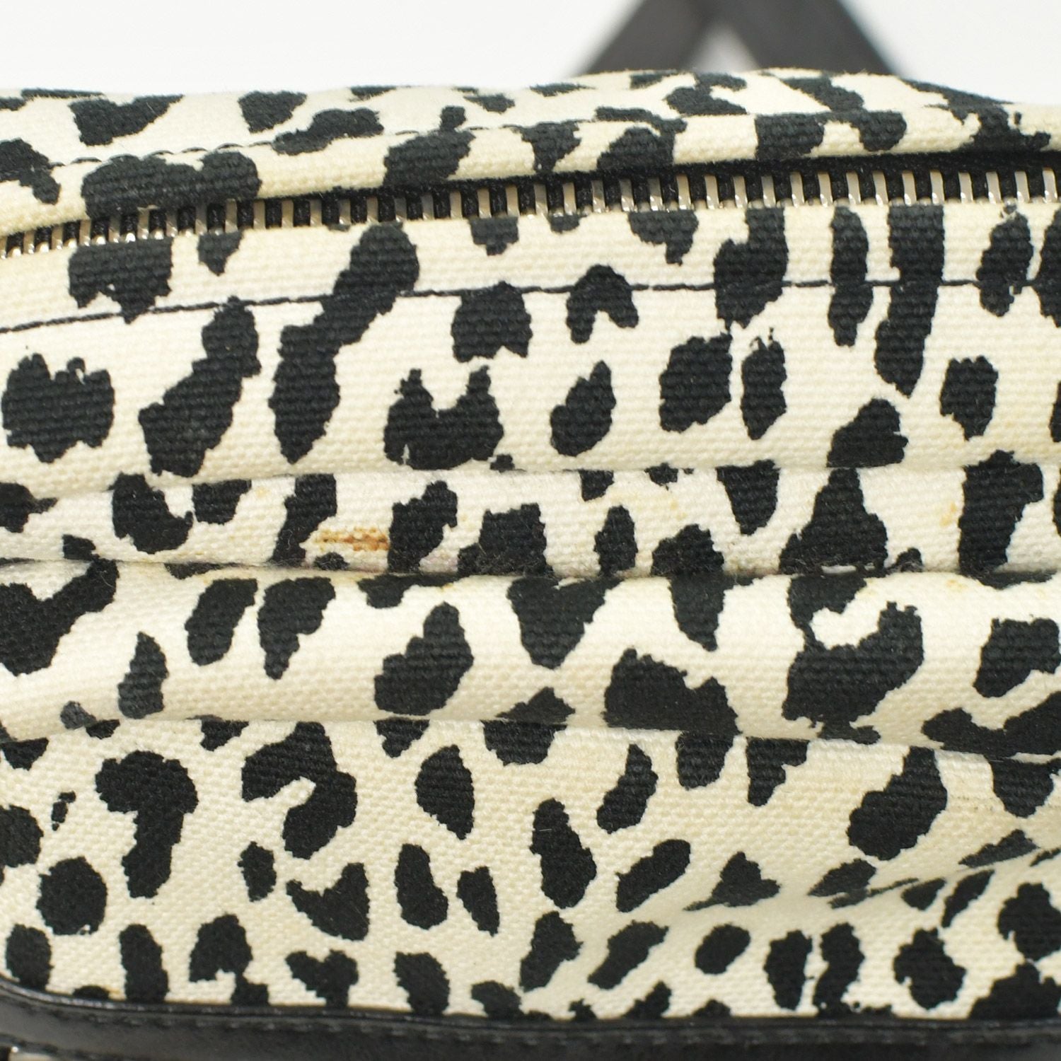 Saint Laurent Kyla Mini Shoulder Bag Baby Cat Leather — view 8
