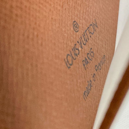 Louis Vuitton Accessory Case Taiga - Brown Certificate Case Leather