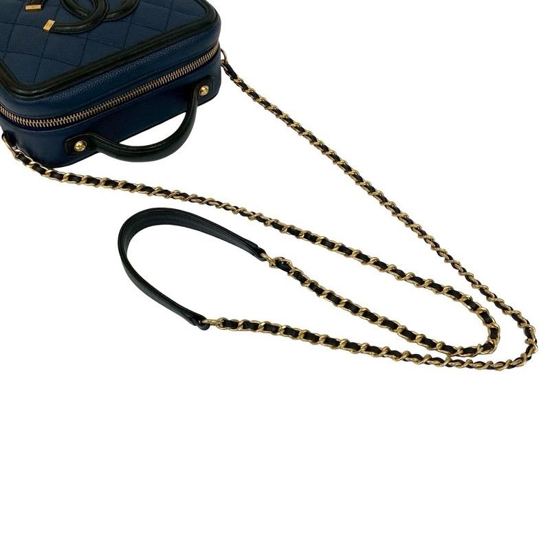 Chanel Chanel CC Filigree Caviar Leather 2-Way Shoulder Bag