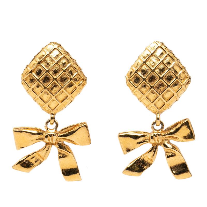 Chanel Matelasse Diamond Ribbon Gold Plated Ladies Chanel