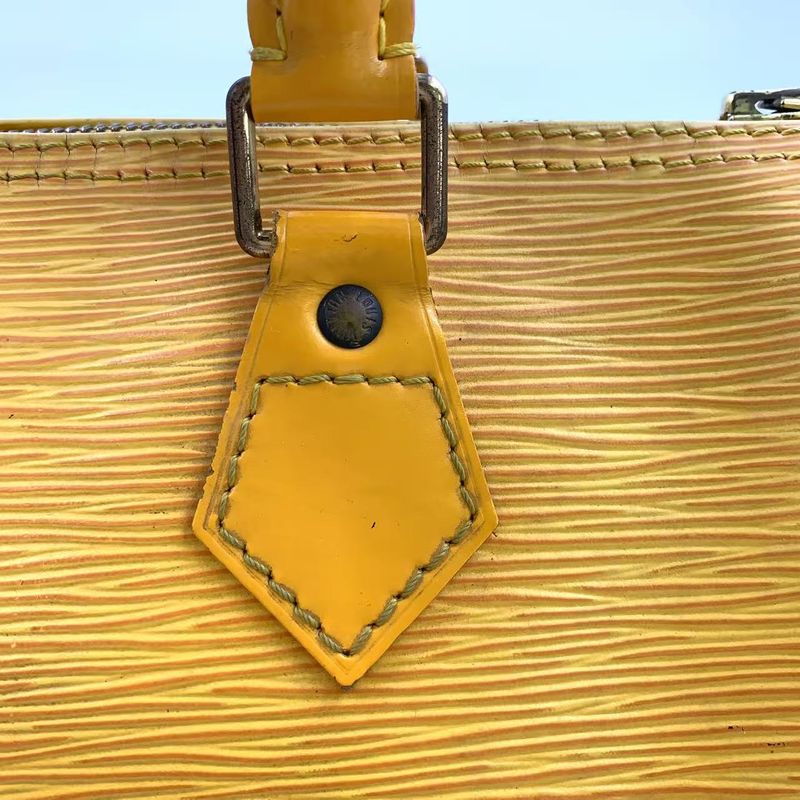 Louis Vuitton Speedy 25 Epi Tassili Yellow Leather Yellow Handbag Gold M43019