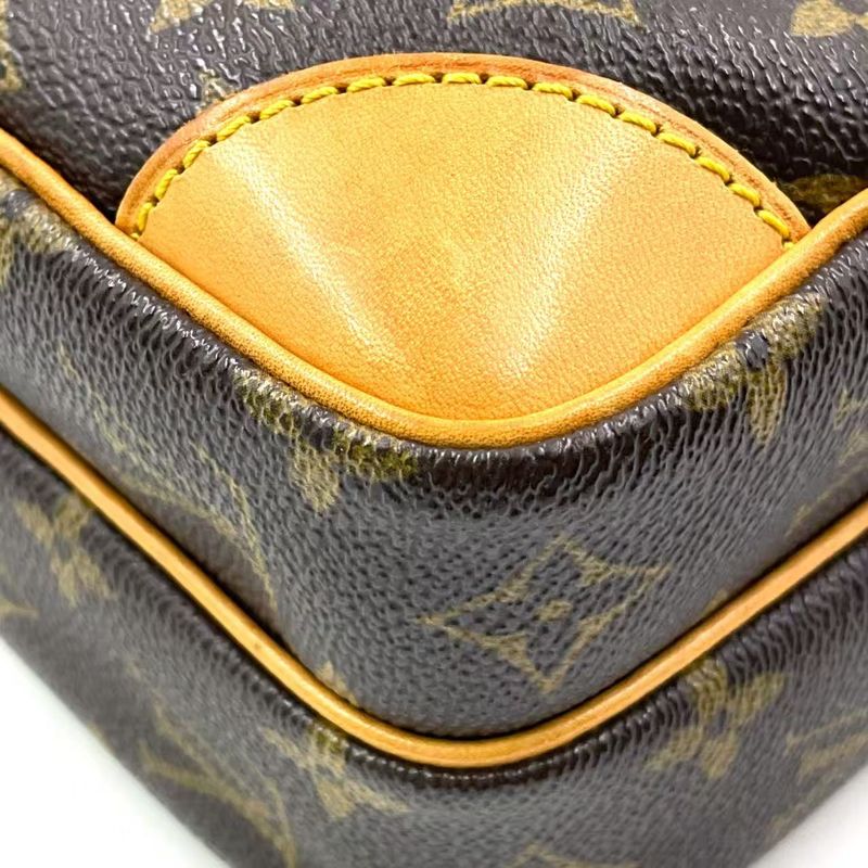 Louis Vuitton Amazon Monogram Leather × PVC Brown Shoulder Bag Gold M45236