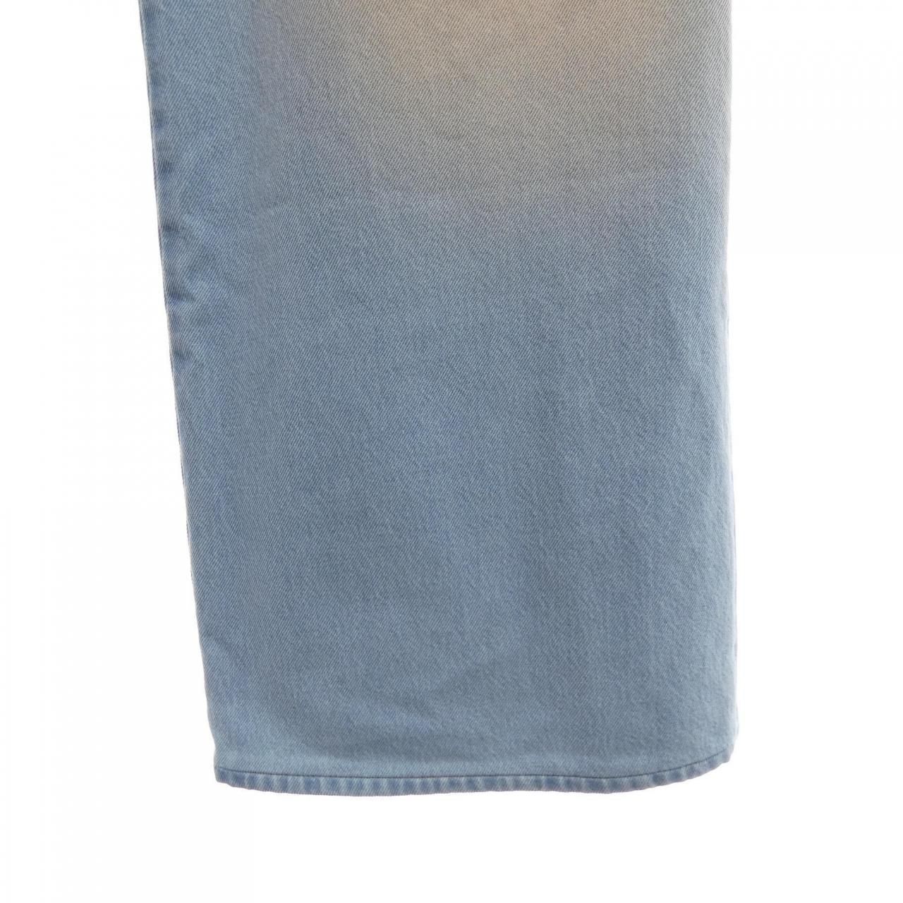 Chanel P76361v68290 Jeans