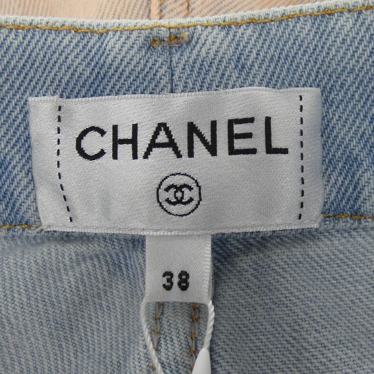 Chanel P76361v68290 Jeans