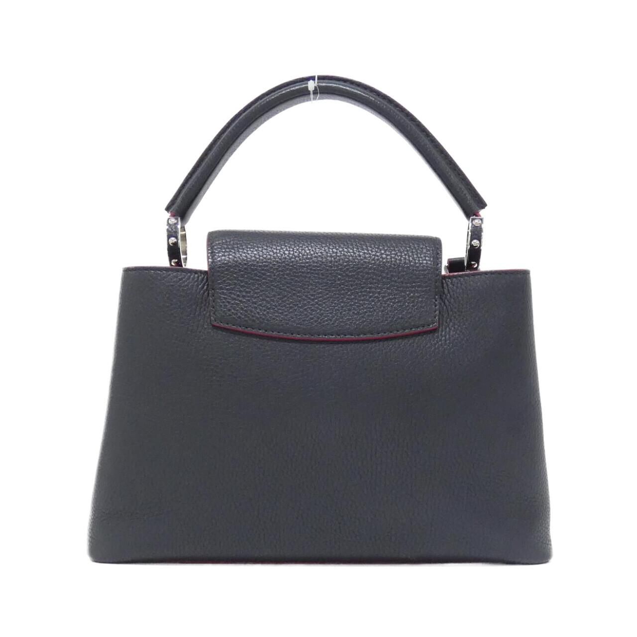 Louis Vuitton Capucines MM M42245 Bag