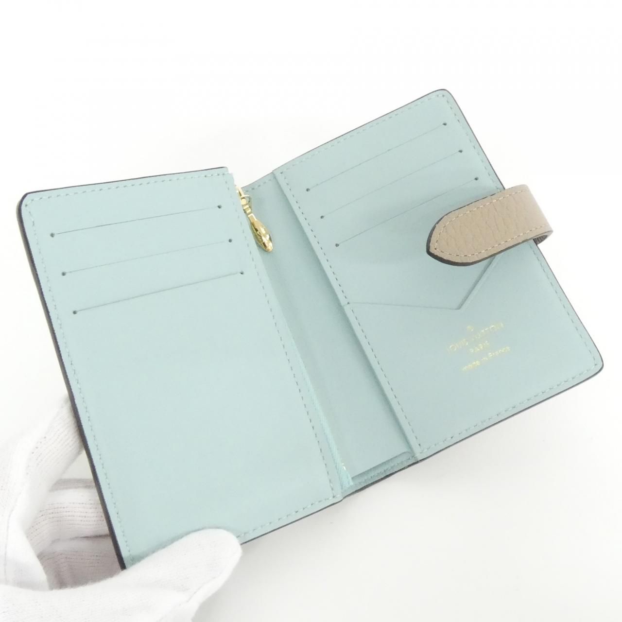 Louis Vuitton Taurillon LV Vertical Cp Wallet M82198 Wallet