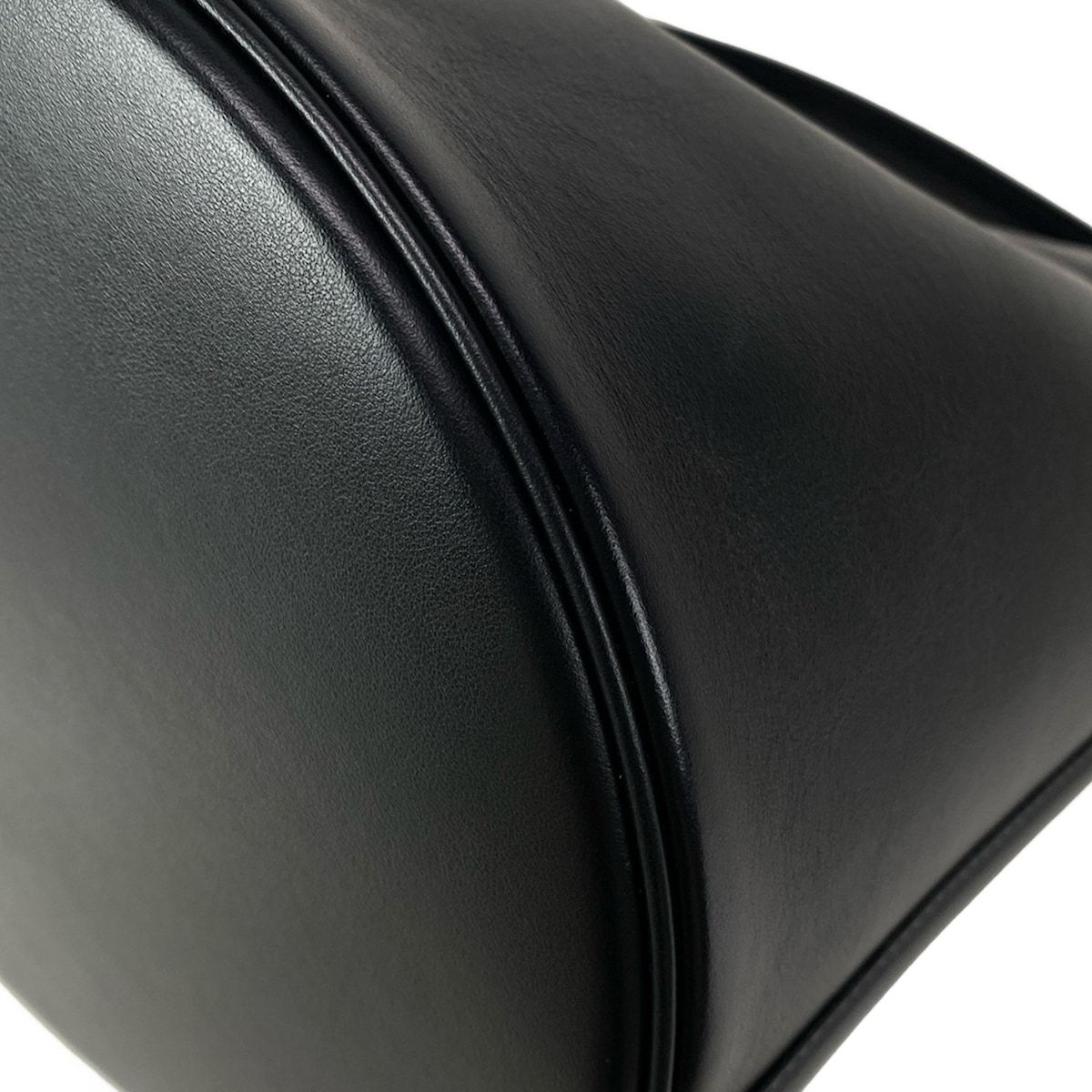 Celine Handbag 16 Bucket Bag Black