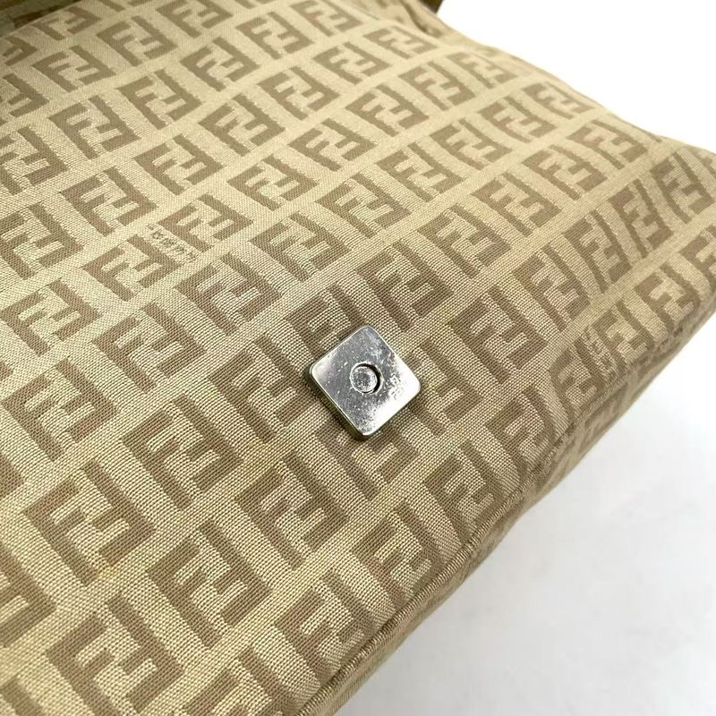 Fendi Zucchino Mamma Bucket Canvas Light Beige One Shoulder Bag Silver 8br001