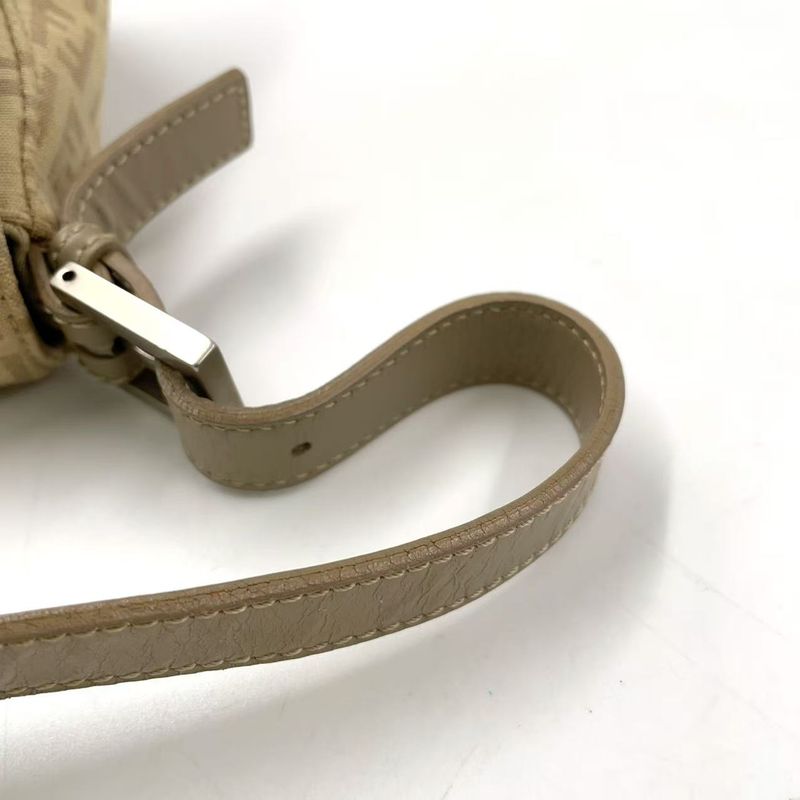 Fendi Zucchino Mamma Bucket Canvas Light Beige One Shoulder Bag Silver 8br001