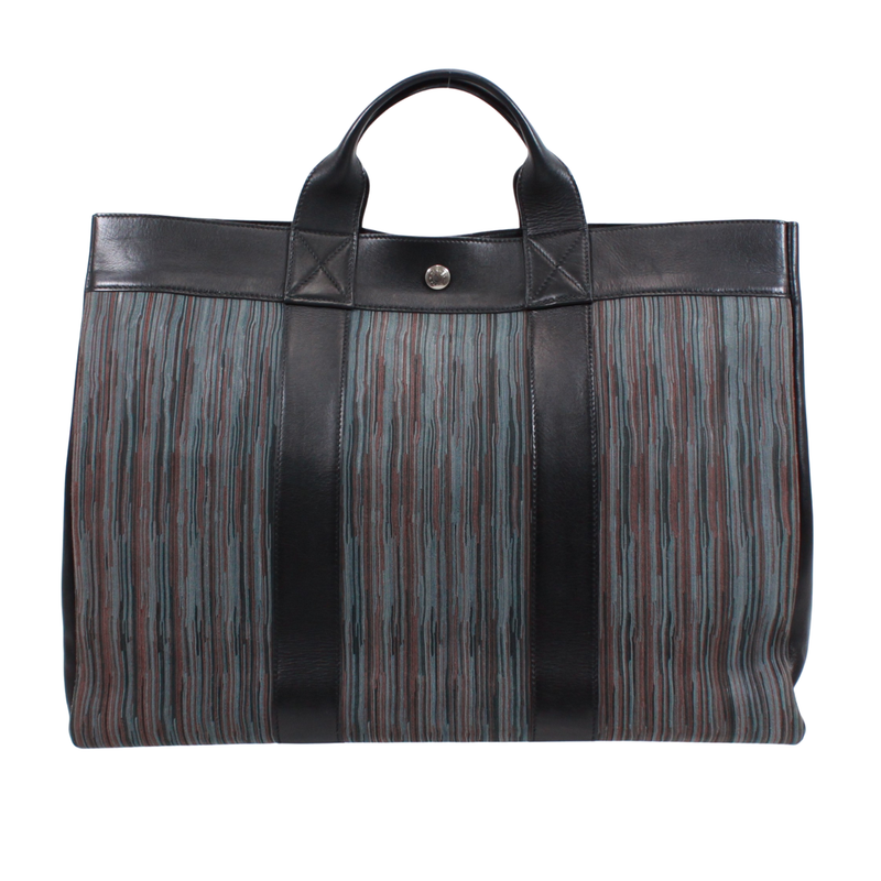 Hermes Fourre Tout MM Leather and Chèvre Black Handbag Silver