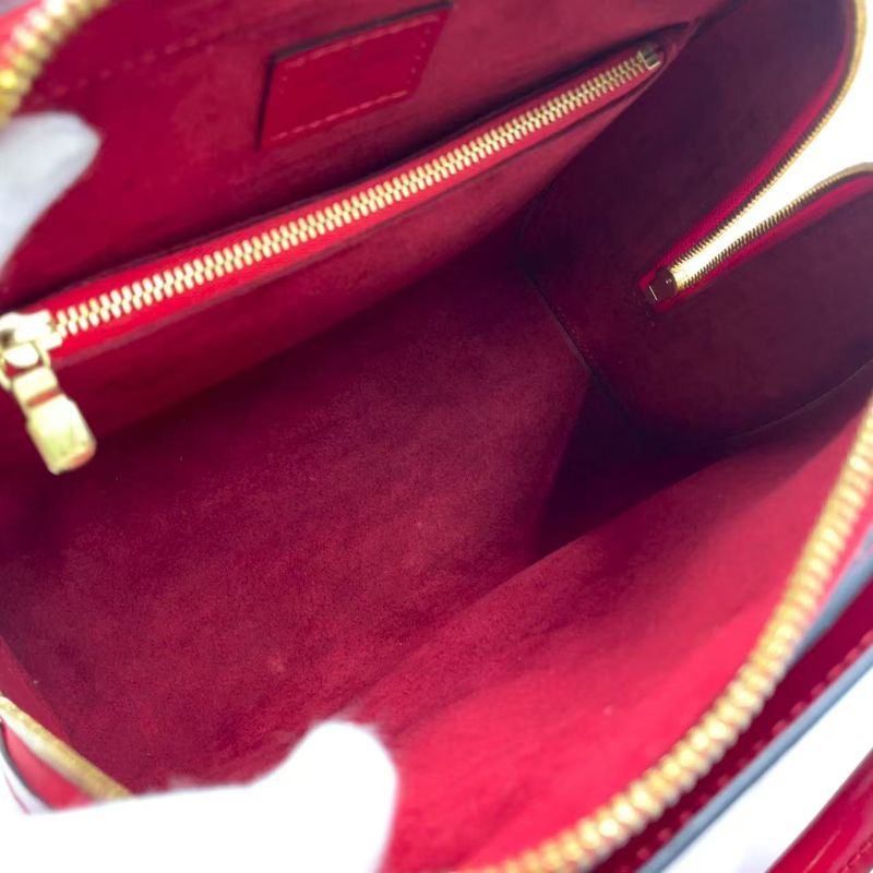 Louis Vuitton Pont Neuf Epi Castilian Red Leather Red Handbag Gold M52057