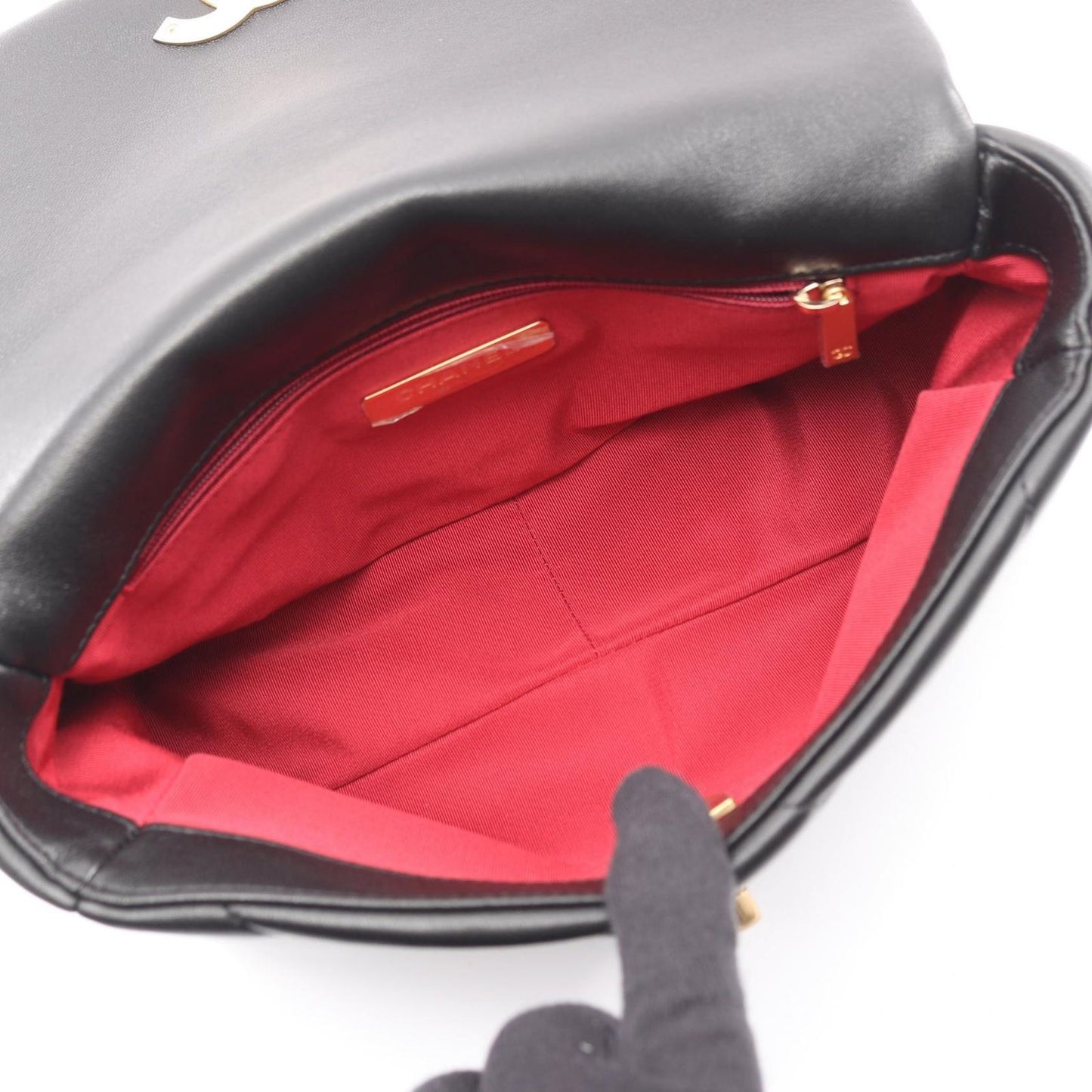 Chanel Shoulder Bag 19 Dizeneuf Matelasse As1160 Black Lambskin (sheep Leather)